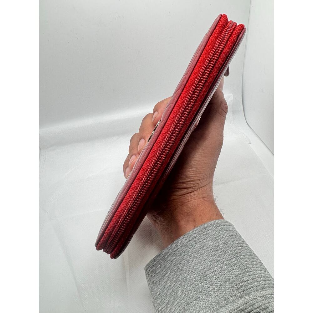 CHANEL - 2011 Interlocking CC Logo Wallet - Picture 6 of 7